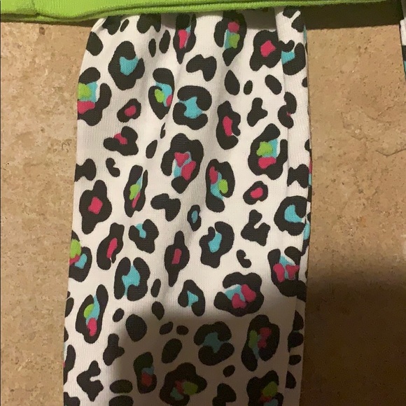 🔴Girls sleep set size 2t - Picture 2 of 4